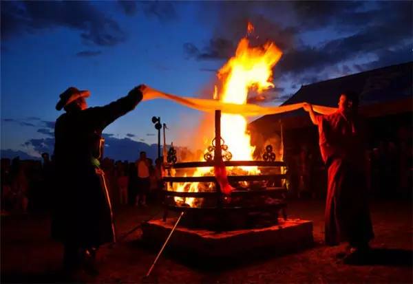 开云【蒙古文化】你知道蒙古族有哪些传统节日吗？(图5)